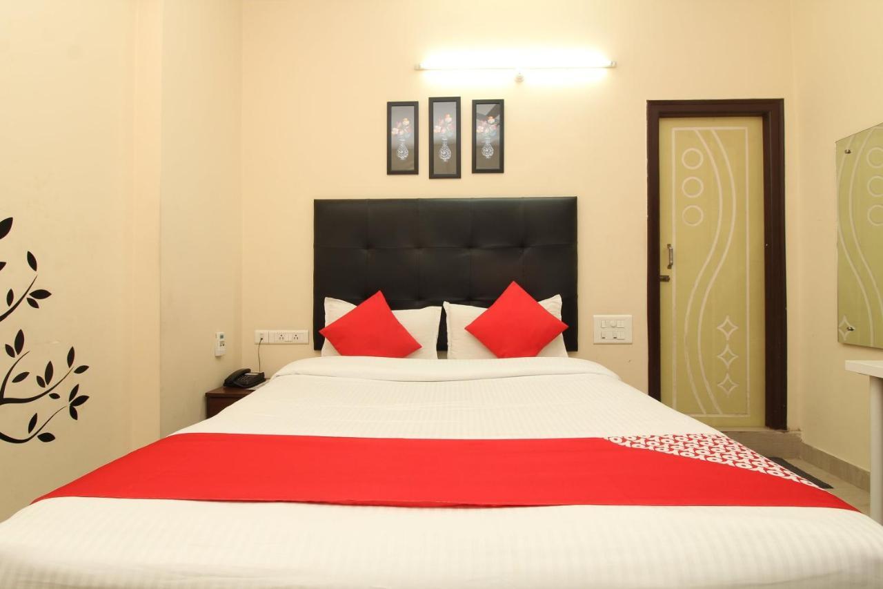 Namo Suites Hyderabad Bagian luar foto