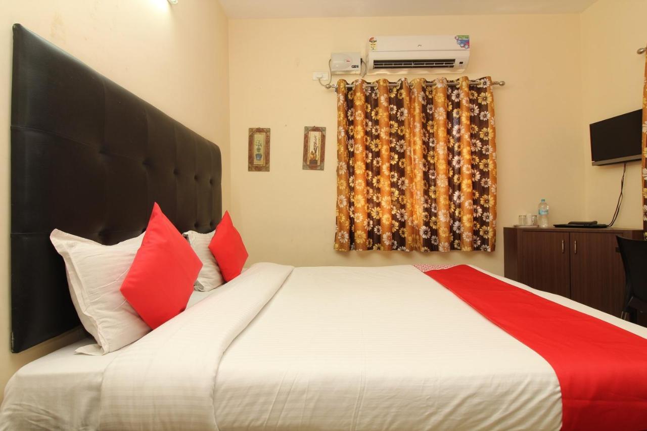 Namo Suites Hyderabad Bagian luar foto