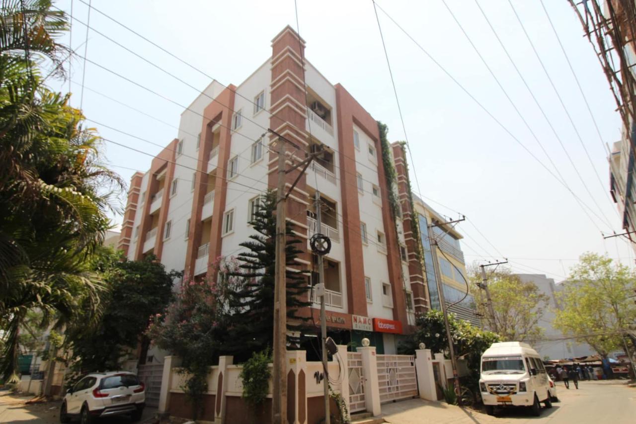Namo Suites Hyderabad Bagian luar foto