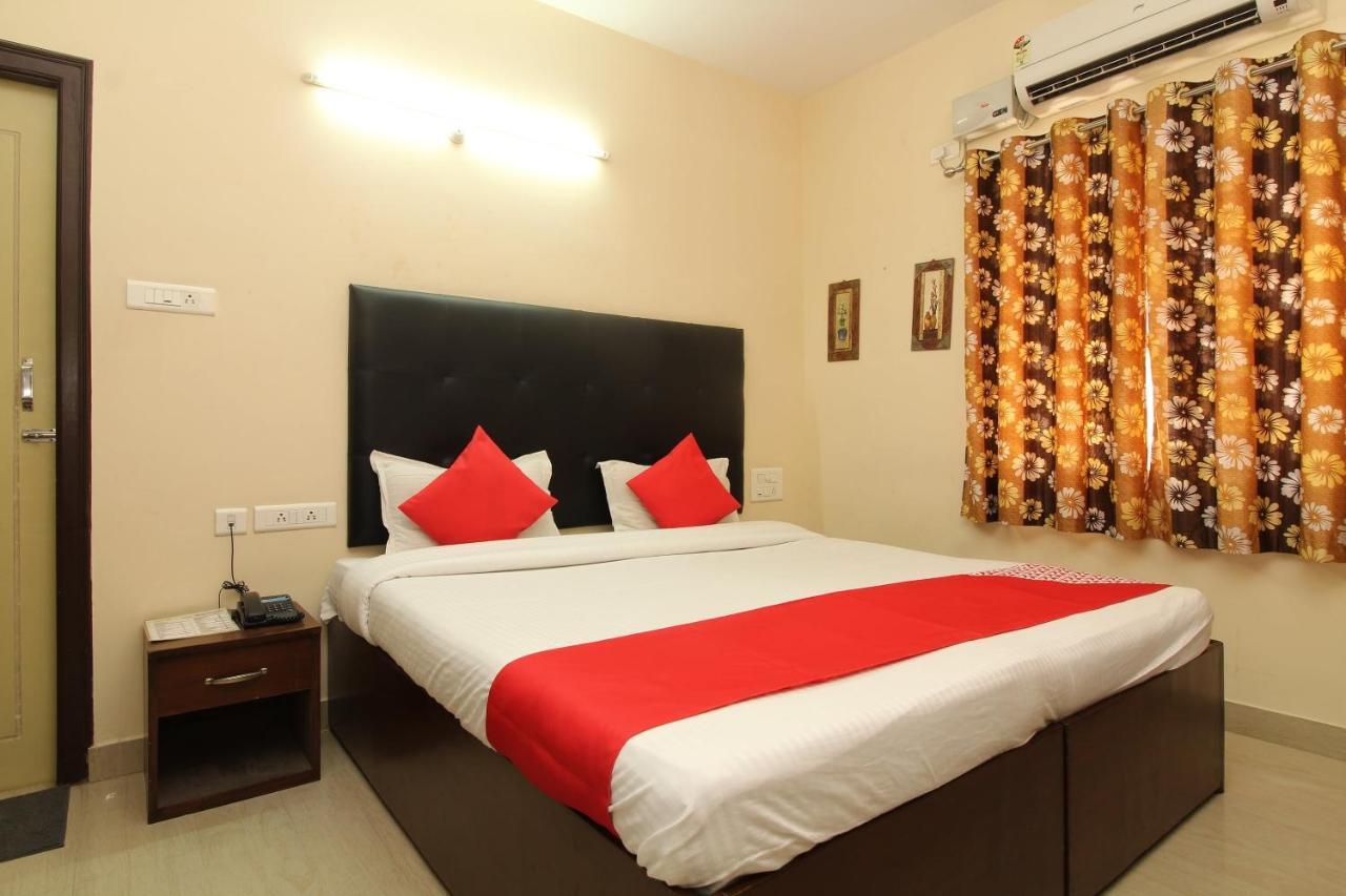 Namo Suites Hyderabad Bagian luar foto