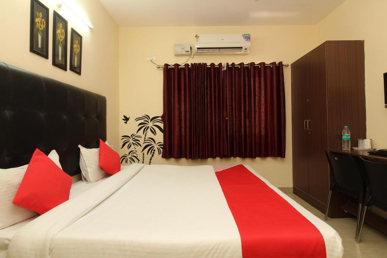 Namo Suites Hyderabad Bagian luar foto