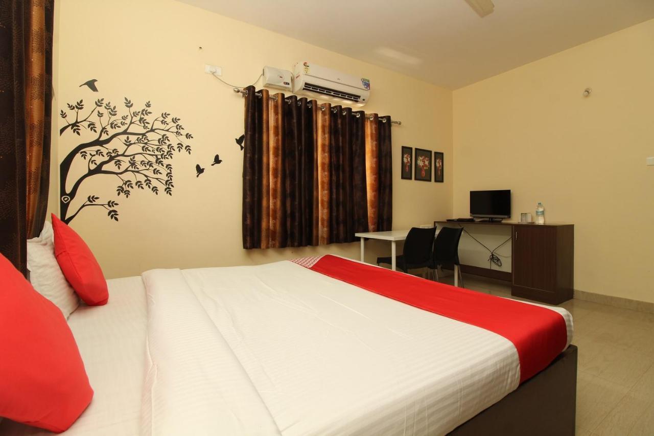 Namo Suites Hyderabad Bagian luar foto